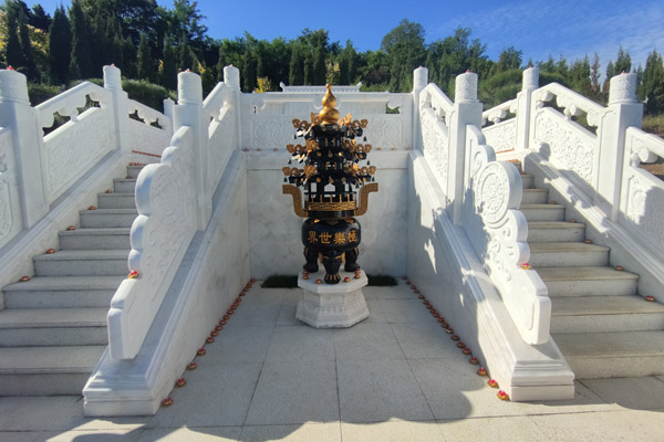 沈阳墓地中双人墓地与家族墓地在价格上有何差异?购买时应该如何选择? 沈阳墓地中双人墓地与家族墓地在价格上有何差异?购买时应该如何选择?