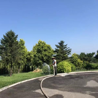 回顾五一劳动节，龙生墓园用行动诠释劳动的意义