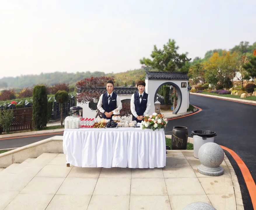 沈阳墓园龙生第二届节地生态草坪葬集体落葬仪式圆满举行 沈阳墓园龙生第二届节地生态草坪葬集体落葬仪式圆满举行