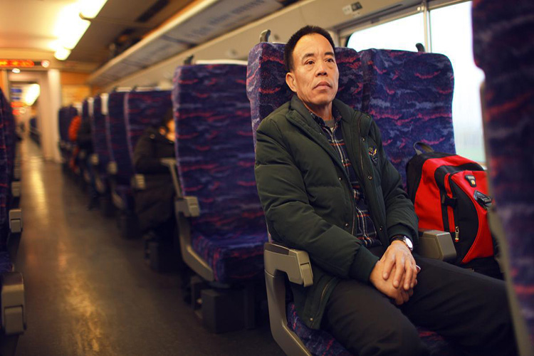 沈阳墓园前十位龙生墓园网讲述“灵魂摆渡人”刘德文:16年背200百位台湾老兵魂归故里